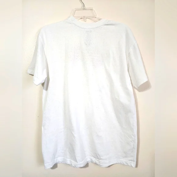 Women's Snoopy Valentine's Day White Tshirt Size - Picture 5 of 5